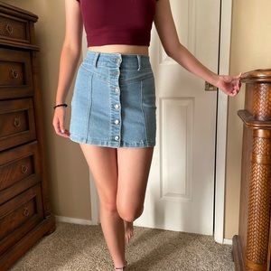 4 for $10 Tilly’s denim mini skirt button front size 0 / 24